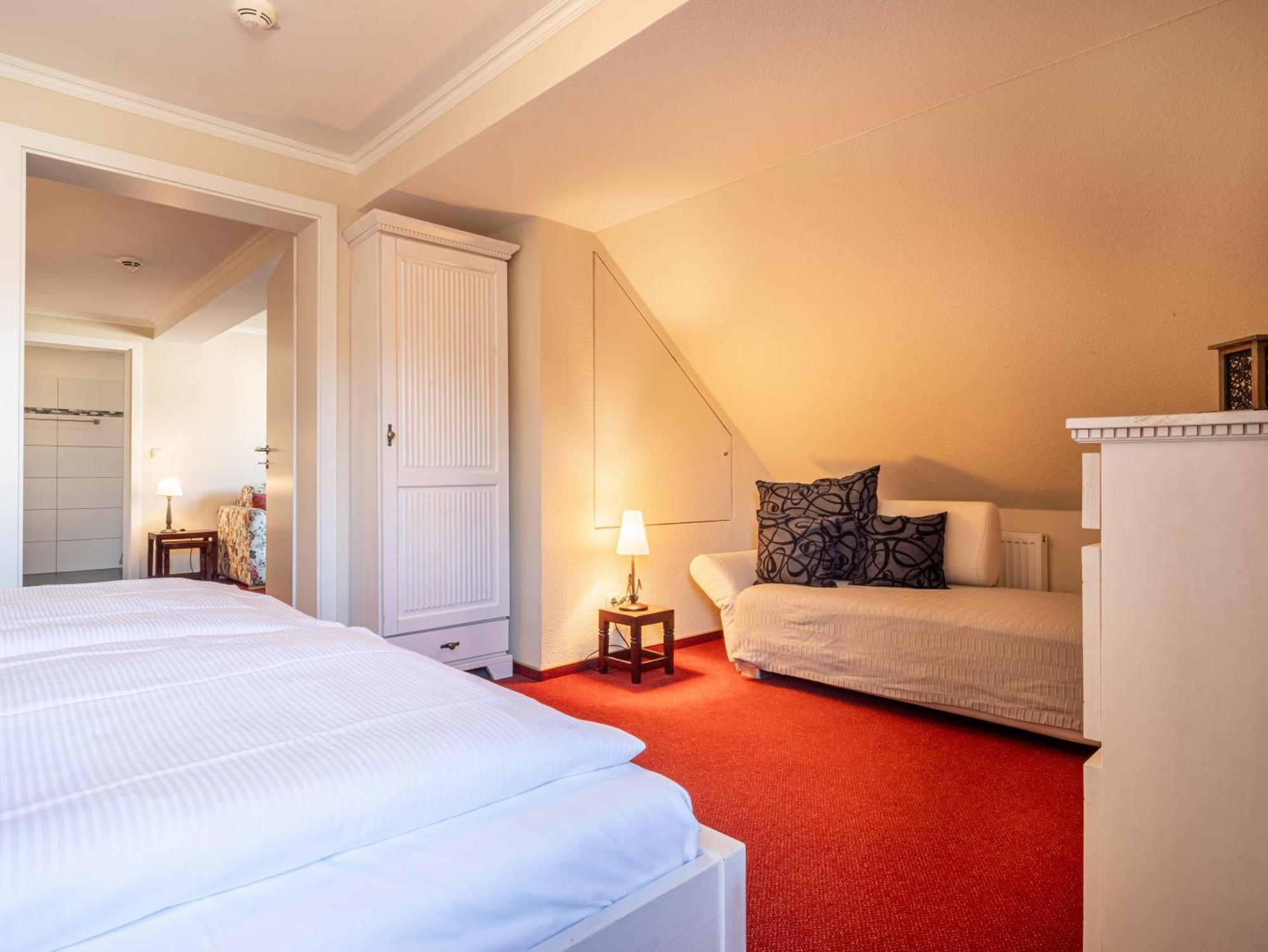 Hotel Stone ツィングシュト エクステリア 写真